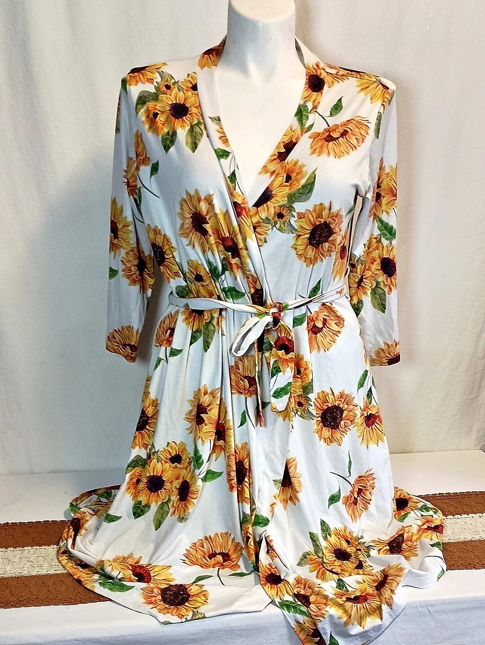 Women's Size XL Bath Robe Sunflower